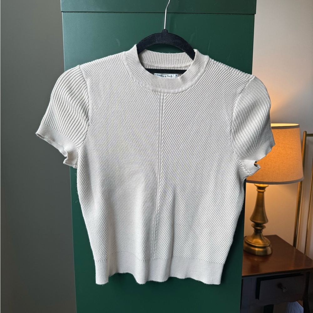 Abercrombie & Fitch Cream Ribbed Knit Short Sleeve Shirt